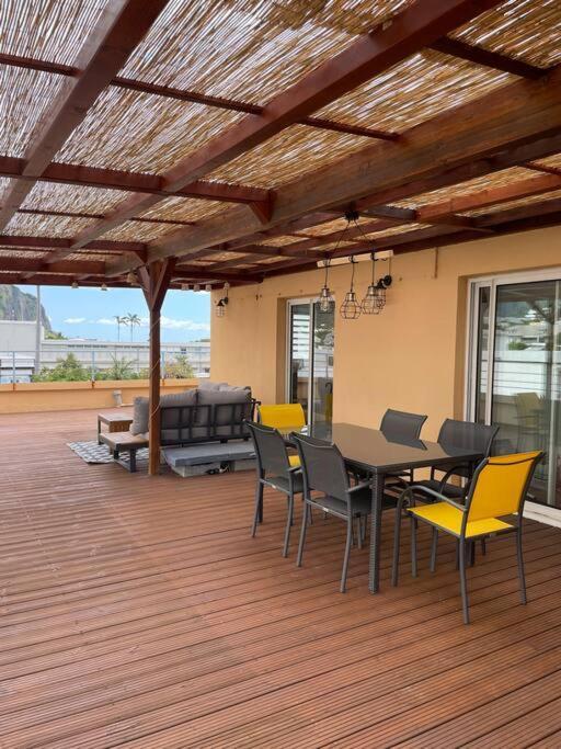 Rare ! Spacieux T3 En Roof-Top Au Barachois - 2 Ch Climatisees - 6 Couchages - Proche Aeroport Saint-Denis Zewnętrze zdjęcie