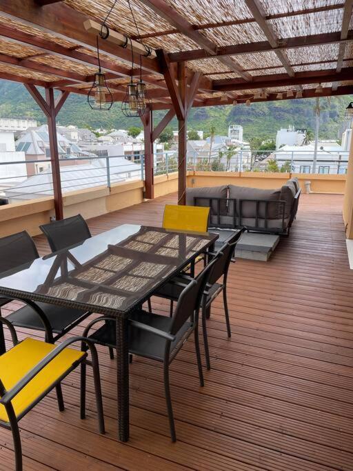 Rare ! Spacieux T3 En Roof-Top Au Barachois - 2 Ch Climatisees - 6 Couchages - Proche Aeroport Saint-Denis Zewnętrze zdjęcie